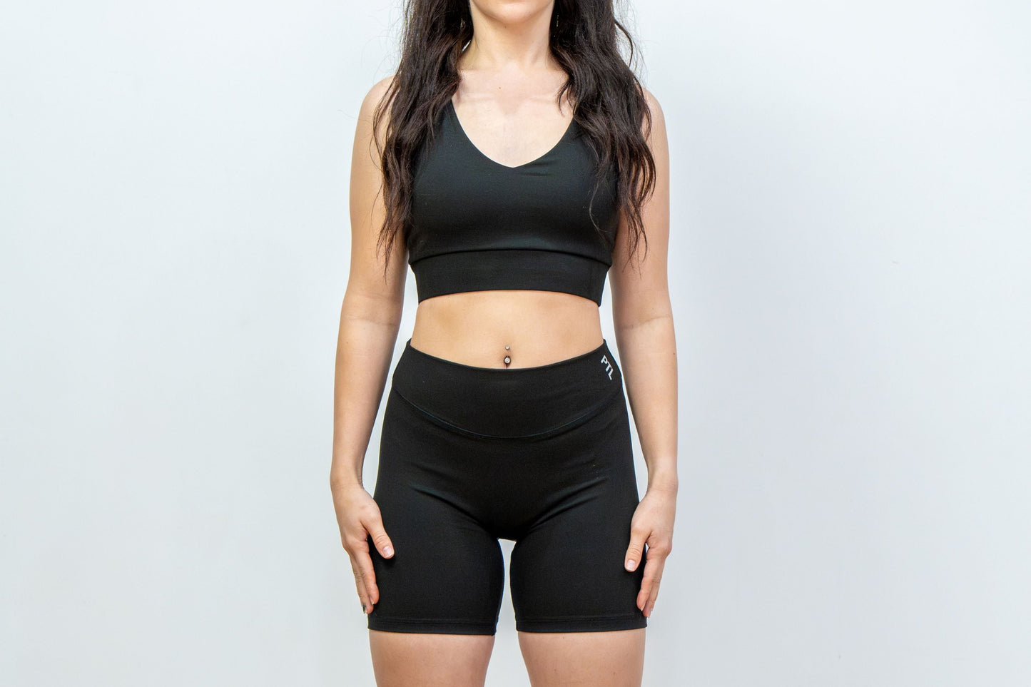 LUXE Crop Black